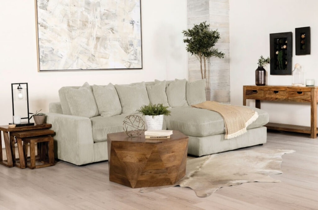 Chaise Sofas for Small Spaces: Maximizing Comfort and Style