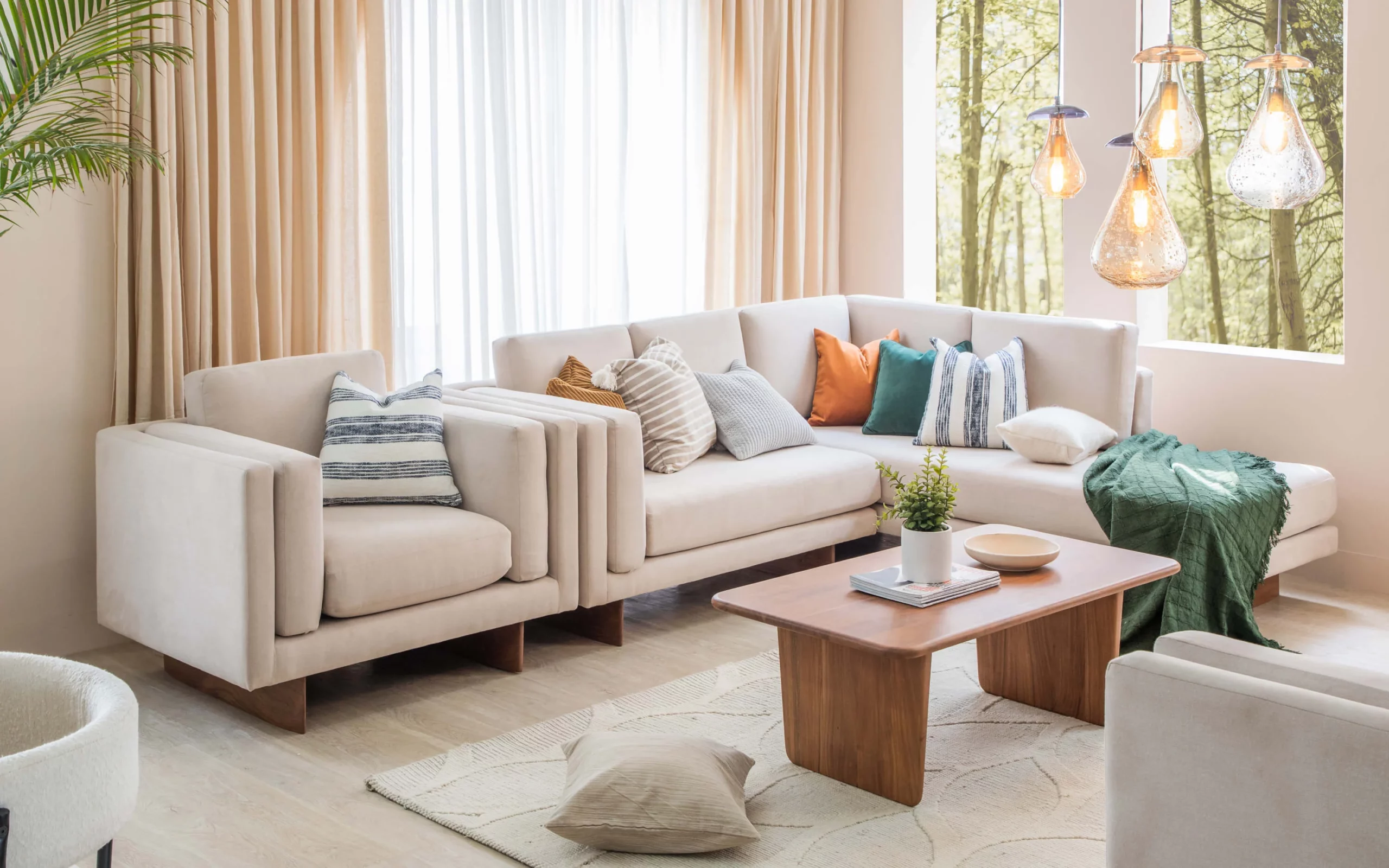 Chaise Sofas for Small Spaces: Maximizing Comfort and Style